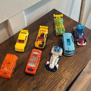 Hotwheels and random cars  Bundle bright colors